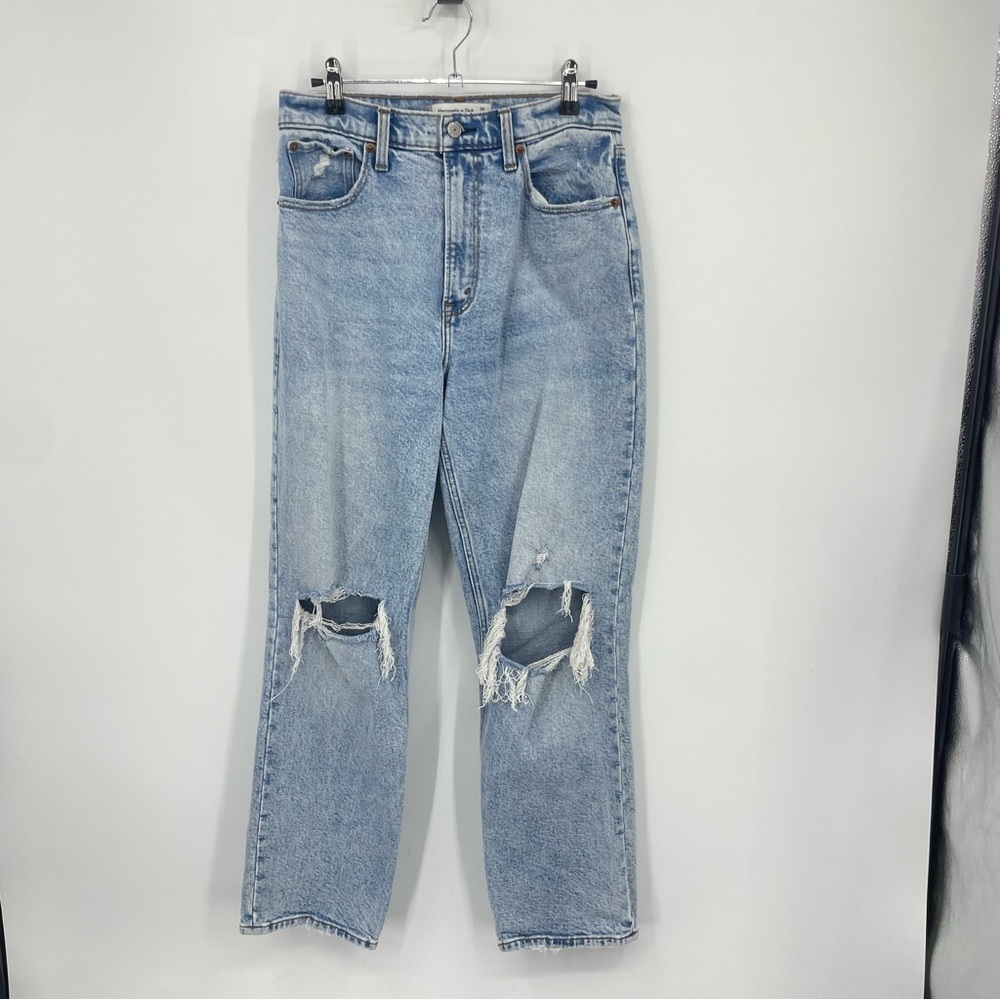 Abercrombie & Fitch The ‘90s Straight Ultra High Rise Jeans knee holes 28 6S